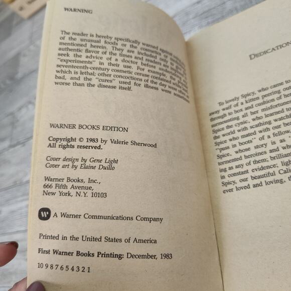 Lovely Lying Lips by Valerie Sherwood 1983 First Print Warner Paperback Romance - Picture 12 of 14